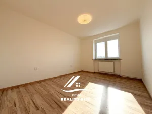 Pronájem bytu 2+1, Dolní Benešov, Osada míru, 55 m2
