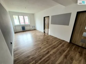 Pronájem bytu 4+1, Aš, Skřivánčí, 82 m2