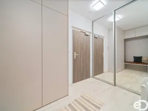 Prodej bytu 2+kk, Hradec Králové, Kubelíkova, 88 m2