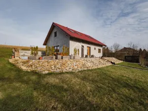 Prodej rodinného domu, Benátky, 145 m2