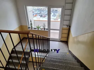 Pronájem bytu 1+1, Žatec, Stavbařů, 40 m2