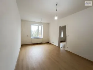 Pronájem bytu 2+kk, Příbram - Příbram I, Špitálská, 52 m2