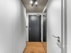 Prodej bytu 2+kk, Praha - Vysočany, Kolbenova, 49 m2
