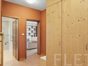 Pronájem bytu 3+kk, Praha - Vinoř, Českodubská, 82 m2