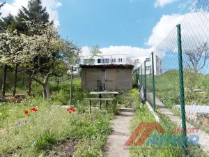 Prodej zahrady, Slaný, Husova, 485 m2