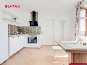 Prodej rodinného domu, Praha - Malešice, Bakalářská, 320 m2