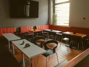 Pronájem restaurace, Praha - Libeň, Sokolovská, 240 m2