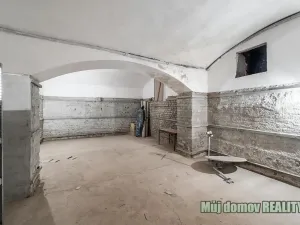 Pronájem skladu, Praha - Libeň, Sokolovská, 240 m2