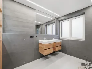 Pronájem rodinného domu, Lázně Bohdaneč, 192 m2