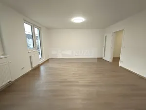 Prodej bytu 3+1, Praha, Hornomlýnská, 94 m2