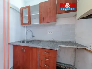 Prodej bytu 1+kk, Cheb, Hradební, 23 m2