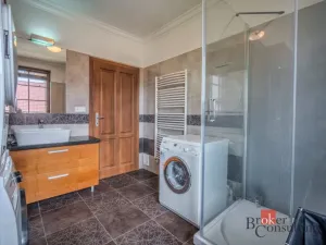 Prodej rodinného domu, Praha - Horní Počernice, Zárybnická, 307 m2