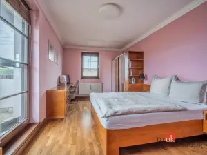 Prodej rodinného domu, Praha - Horní Počernice, Zárybnická, 307 m2