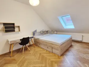 Pronájem bytu 3+kk, Praha, Horní, 62 m2