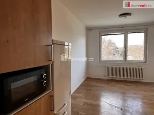 Prodej bytu 2+kk, Zlín, U Trojáku, 36 m2