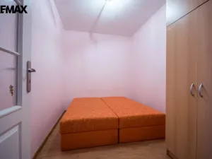 Prodej bytu 2+1, Hradec Králové - Třebeš, Hradecká, 46 m2