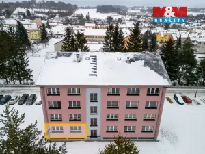 Prodej bytu 2+1, Studená, Komenského, 52 m2