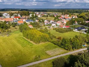 Prodej pozemku pro bydlení, Uhersko, 3765 m2