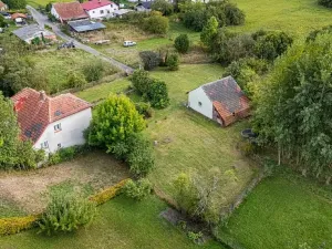 Prodej pozemku pro bydlení, Uhersko, 3765 m2