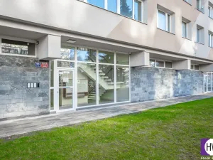 Pronájem bytu 2+kk, Praha, Hvězdova, 42 m2