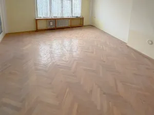 Pronájem bytu 3+1, Zlín, náměstí Míru, 90 m2