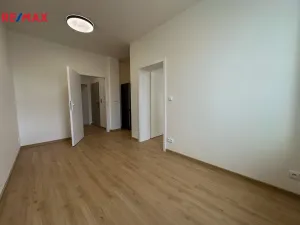 Pronájem bytu 2+kk, Příbram, Špitálská, 42 m2
