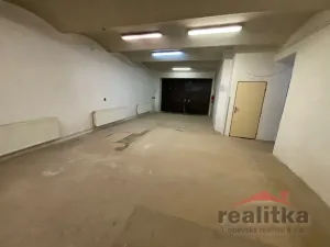 Prodej obchodního prostoru, Opava - Jaktař, Přemyslovců, 525 m2