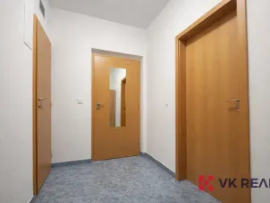 Pronájem bytu 2+kk, Praha - Košíře, Pod Klamovkou, 48 m2