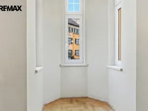 Prodej bytu 2+1, Mariánské Lázně, Hlavní třída, 56 m2