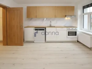 Pronájem bytu 4+kk, Praha, V Nových Bohnicích, 71 m2