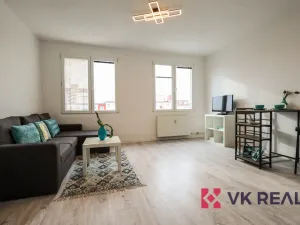 Prodej bytu 1+kk, Plzeň - Severní Předměstí, Hodonínská, 31 m2