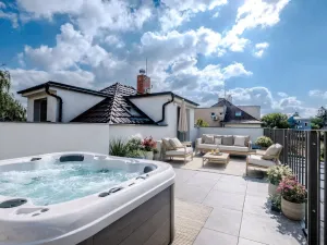 Prodej vícegeneračního domu, Praha - Velká Chuchle, Starolázeňská, 334 m2