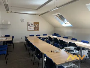 Pronájem kanceláře, Hradec Králové, Československé armády, 128 m2