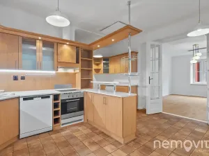 Pronájem bytu 2+1, Praha - Holešovice, U průhonu, 73 m2