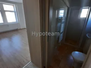 Pronájem bytu 2+kk, Ústí nad Labem - Ústí nad Labem-centrum, Jateční, 75 m2