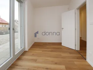 Pronájem bytu 3+kk, Praha, Bělohorská, 87 m2