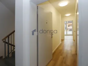 Pronájem bytu 3+kk, Praha, Bělohorská, 87 m2