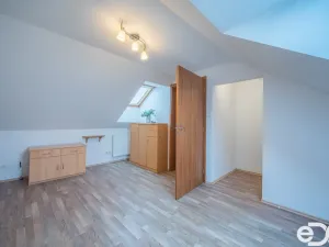 Prodej rodinného domu, Bobnice, Lipová, 171 m2