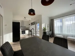 Pronájem bytu 3+kk, Praha, Počernická, 80 m2