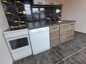 Prodej bytu 1+1, Loket, Mírová, 40 m2