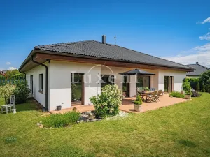 Prodej rodinného domu, Trnová, 229 m2