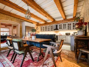 Prodej rodinného domu, Hluboká nad Vltavou, Ve Školkách, 351 m2