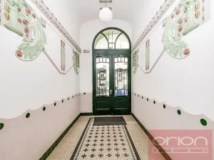 Pronájem garážového stání, Praha - Staré Město, Bílkova, 13 m2