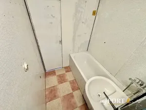 Prodej bytu 2+1, Karlovy Vary, Krušnohorská, 63 m2