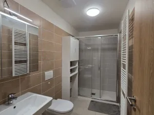 Pronájem bytu 1+kk, Benešov, 102. pluku, 33 m2