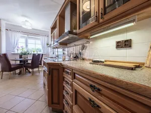 Prodej rodinného domu, Měrunice - Žichov, 186 m2