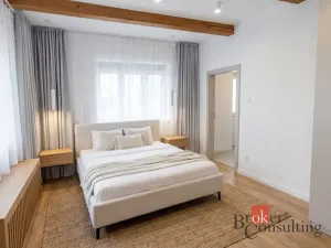 Prodej rodinného domu, Praha - Lochkov, Na písku, 205 m2