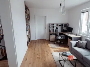 Prodej rodinného domu, Praha - Lochkov, Na písku, 205 m2