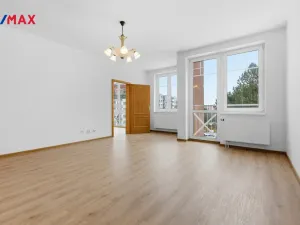 Prodej bytu 2+1, Karlovy Vary - Drahovice, Blahoslavova, 63 m2