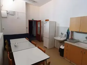 Pronájem obchodního prostoru, Kuřim, Legionářská, 28 m2